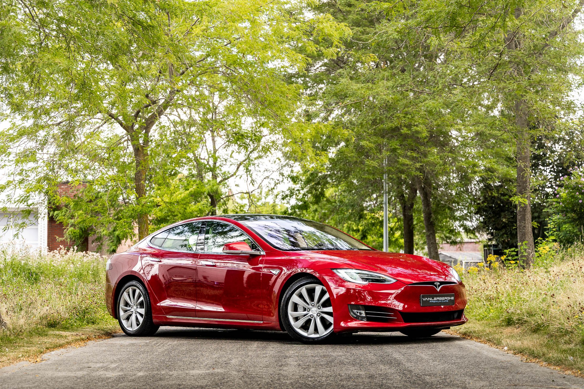 Tesla Model S 90D