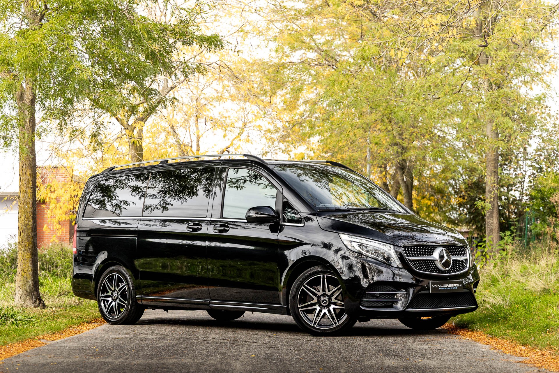 Mercedes V300d AMG