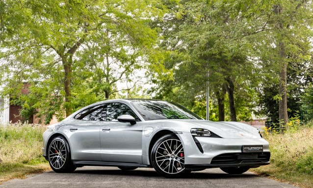 Porsche Taycan 4S